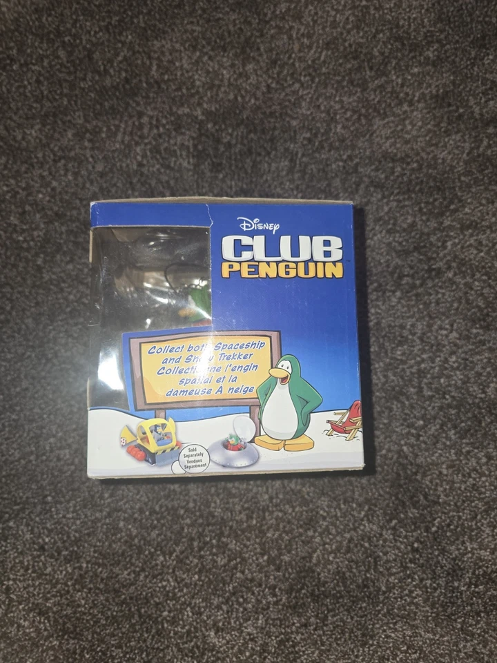 Juego de figuras de juguete OVNI extraterrestres en nave espacial Disney CLUB PENGUIN, funciona, RARO Foto 3 de 4