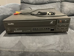 Pioneer LD-V2200 LaserDisc Player - For Parts