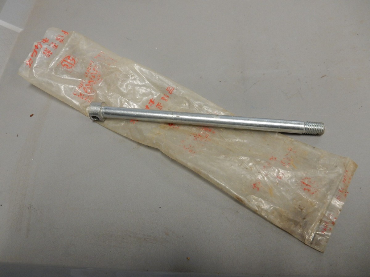 専用です！ Vintage NOS Kawasaki OEM Axle Bolt 7