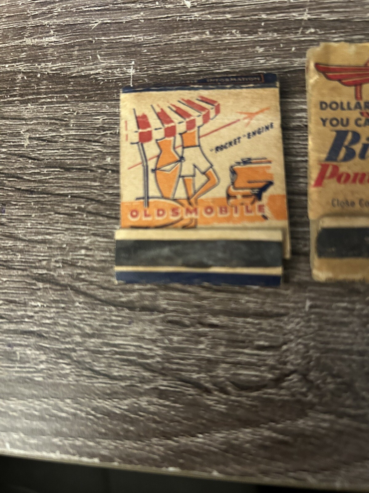 vintage Matchbooks Pontiac & Oldsmobile dealers Great Neck New York see