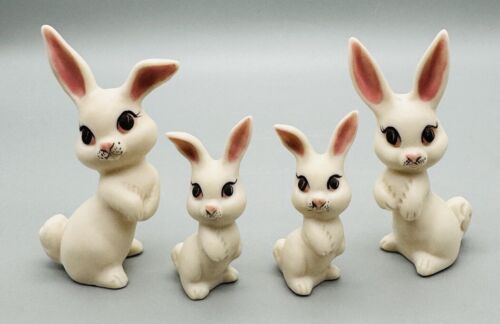 Lot 4 Vintage 70’s Anthropomorphic Bunny Rabbit Easter Bunnies KITSCHY Figurines - Picture 1 of 7