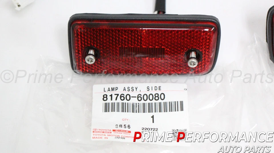 Toyota Land Cruiser FZJ80 1993-1997 Rear Side Marker Light Set Genuine OEM - Image 3 of 4