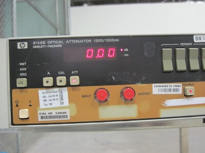HP  8158B  OPTICAL ATTENUATOR