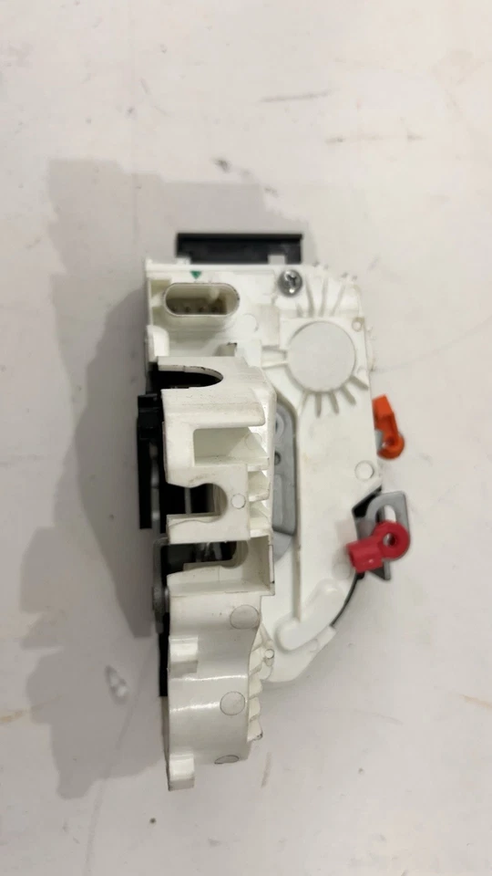 Actuador de bloqueo de puerta integrado Dorman 937-969 para modelos Dodge Jeep Foto 3 de 4
