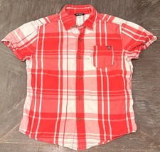 Guess Kids Boys Red Plaid Short Sleeve Button Up Shirt Size 8 Cotton Logo Pocket