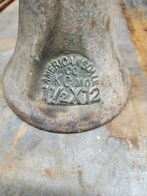 Vintage 1 1/2'' x 12''  Screw Jack Railroad House Lifting Barn Bottle Works