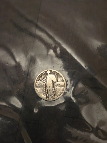 1925 Standing Liberty Quarter, 90% Silver, #1 - Combined Shipping OK J