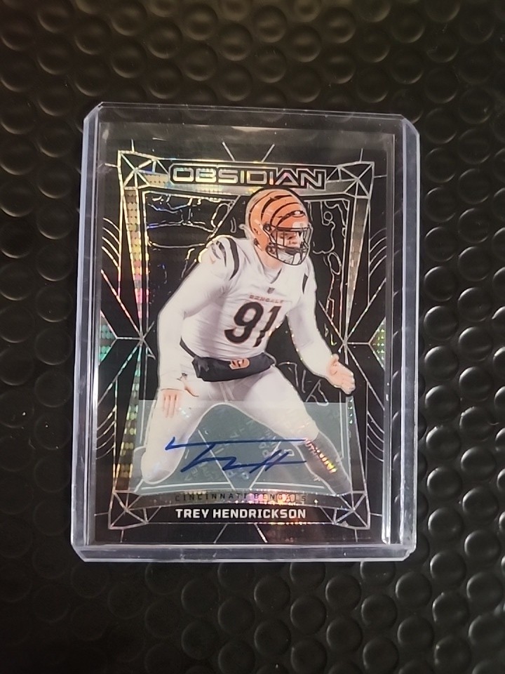 2024 Panini Obsidian Trey Hendrickson Signatures Auto Autograph #40 Bengals