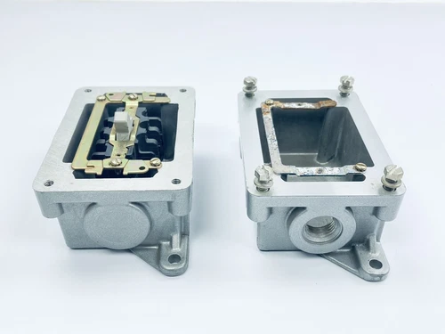 LOT OF 2 EATON CROUSE-HINDS 30401-070 DISCONNECT SWTCHES NSNP