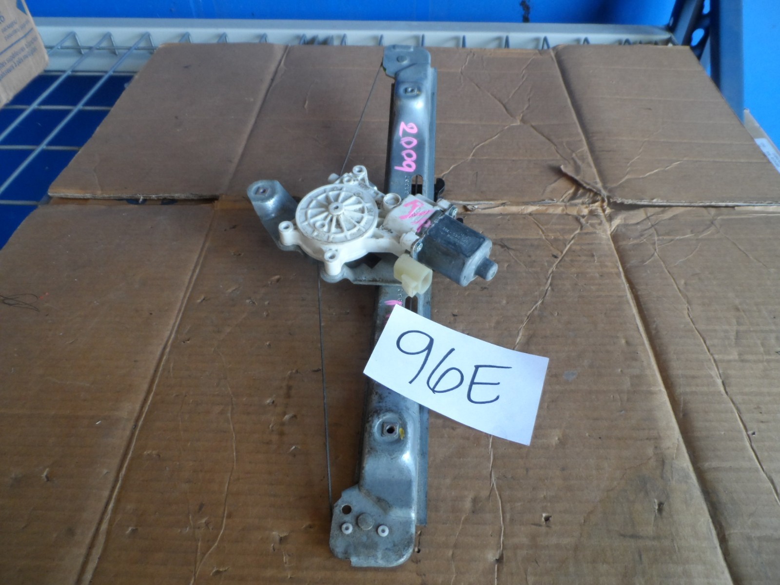 08 09 10 11 12 Malibu Rear Passenger Side window regulator with motor #96E