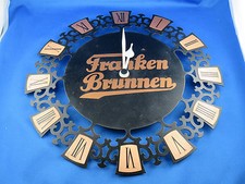 alte sch&ouml;ne Uhr von Franken Brunnen aus Metall "Funktionsf&auml;hig" ca. 30 cm