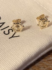 Daisy London Spiral Sun earrings, 18ct gold plated new
