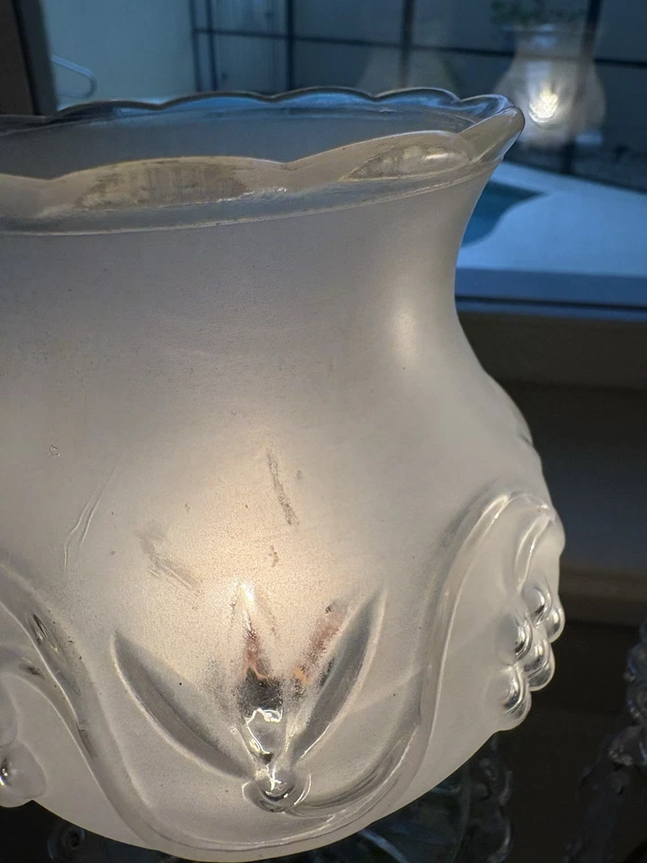 Juego de 2 lámparas de prisma de vidrio y cristal vintage de los años 50 con pantallas esmeriladas Foto 3 de 4