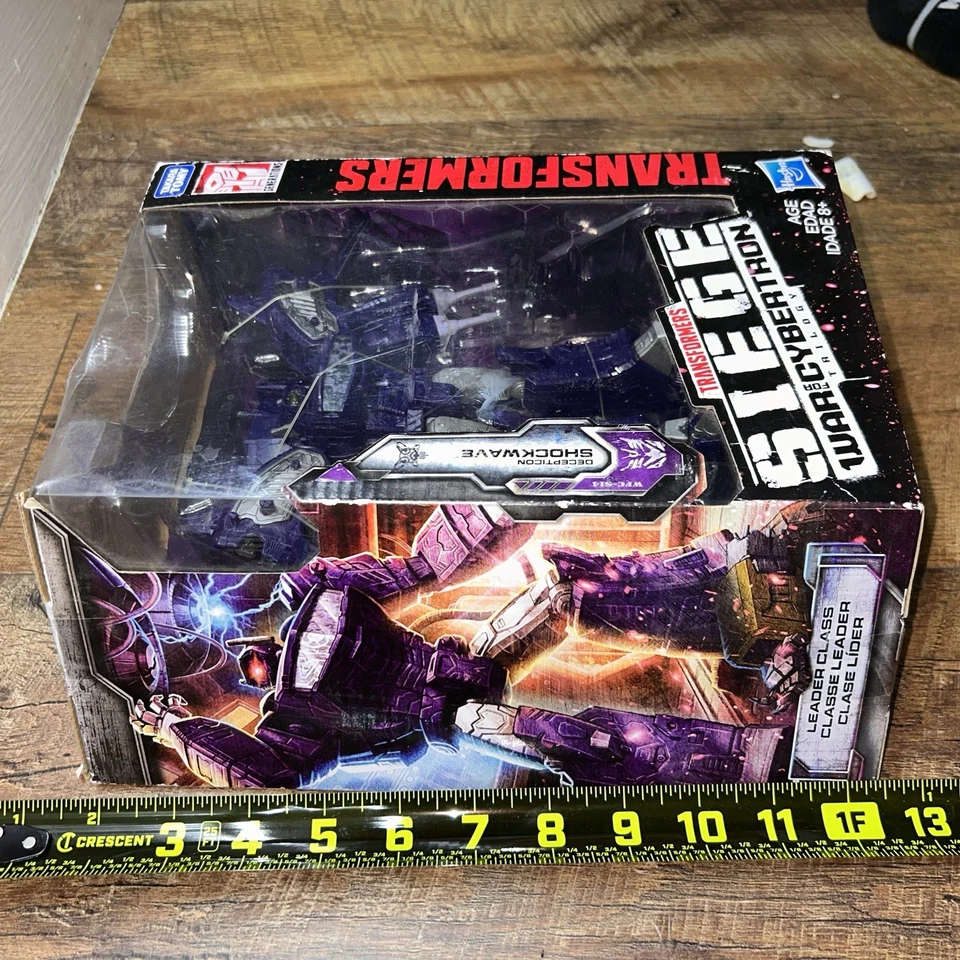 Transformers War For Cybertron Siege Shockwave Leader Class New Tony Generations - Image 2 of 4