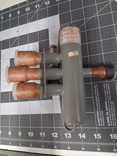 VAL-2356 Solenoid valve Trane Heat pump reversing valve new open box