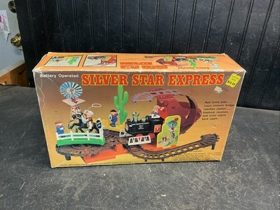 1970 s Woolworth s Silver Star Express Battery Power Flip Train Set Free Ship