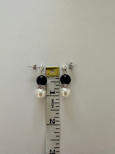 Handmade Swarovski Crystal Pearl 3 piece Jewelry set with crystal bead accents. - Picture 7 of 8