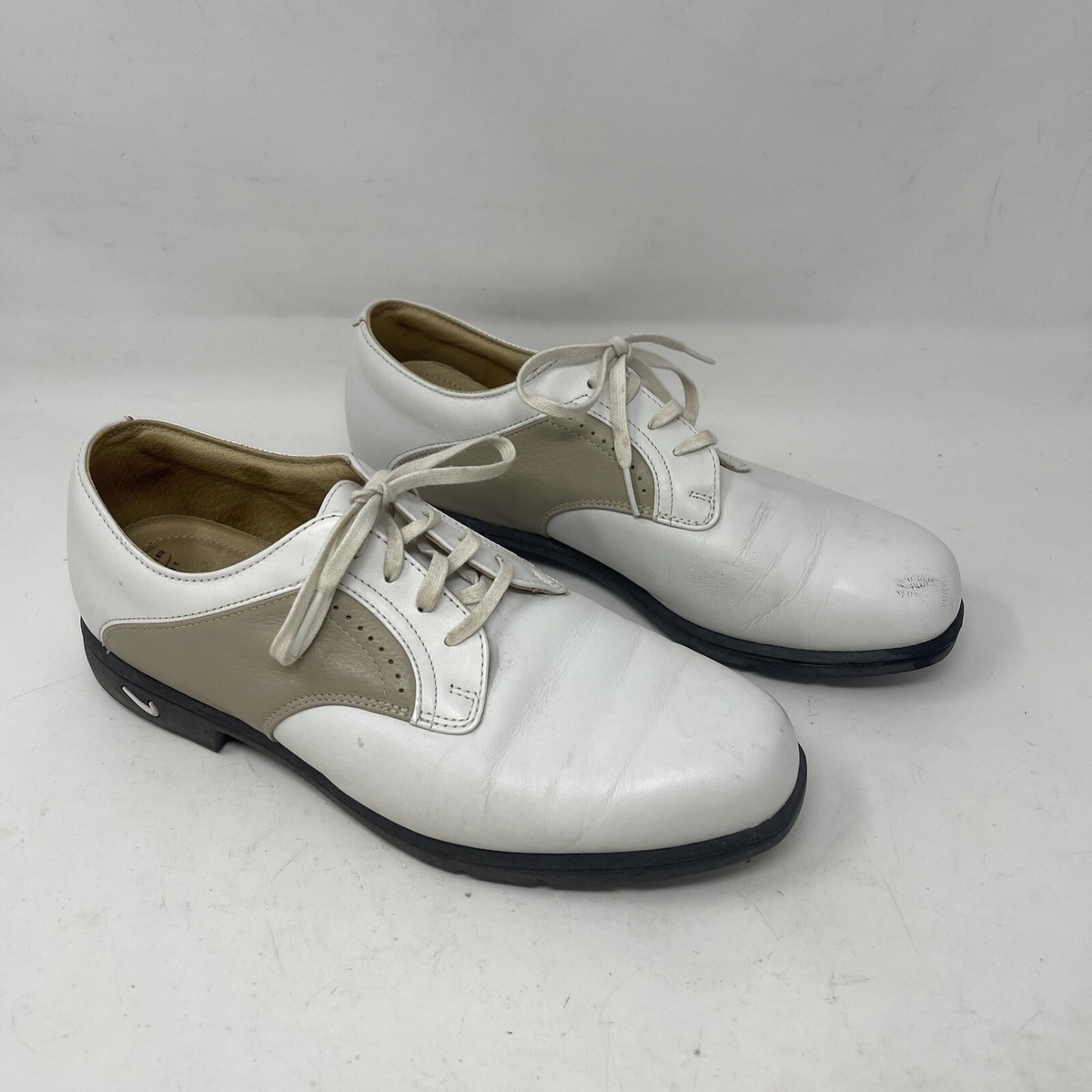 Nike Air Comfort Verdana Last Ladies Golf Shoes Size 9 USA 