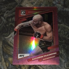 2022 Panini Optic UFC • Alexander Volkanovski Pink Holo /25