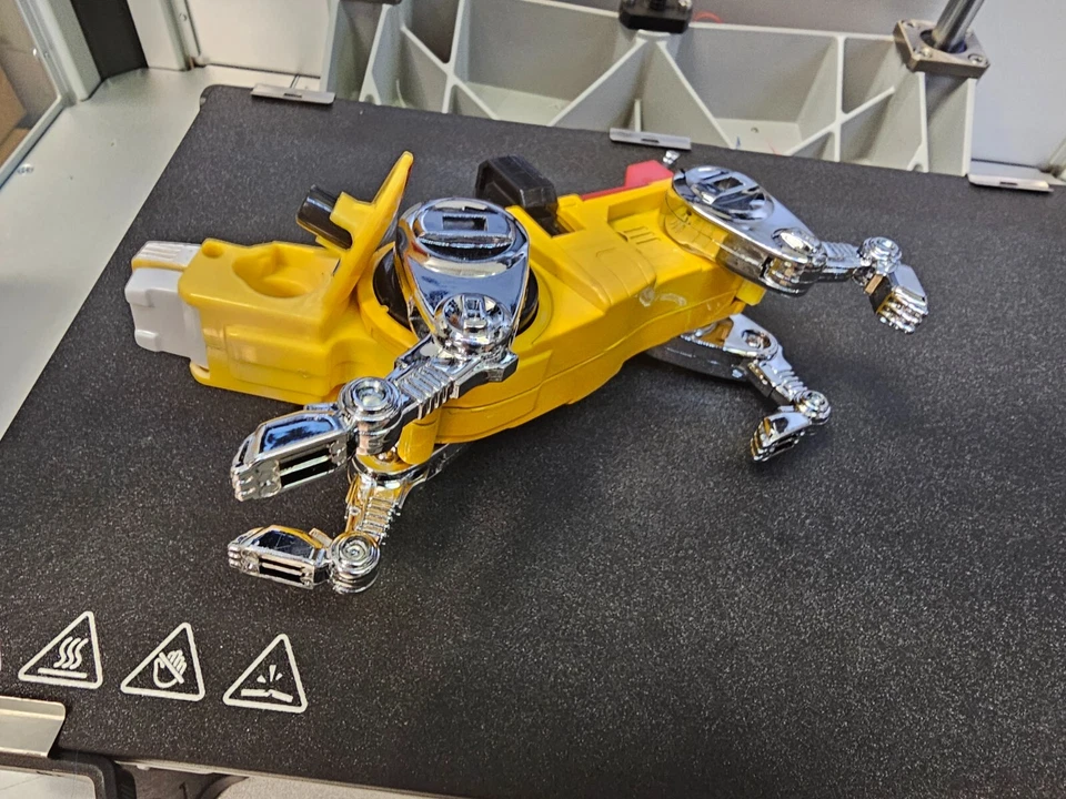 NOS Original 1981 1985 Voltron Yellow Lion TOEI B D Golion Action Figure - Image 2 of 3