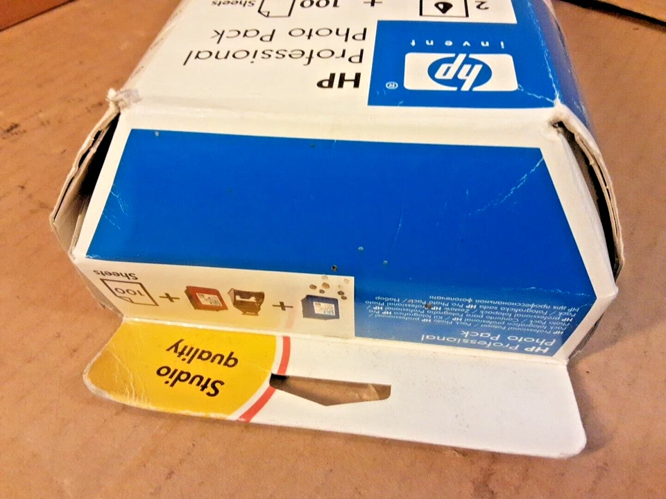 HP 57/58 INK CARTRIDGE TRI-COLOR/PHOTO + 100 SHEETS INK / PAPER SET - Image 2 of 4