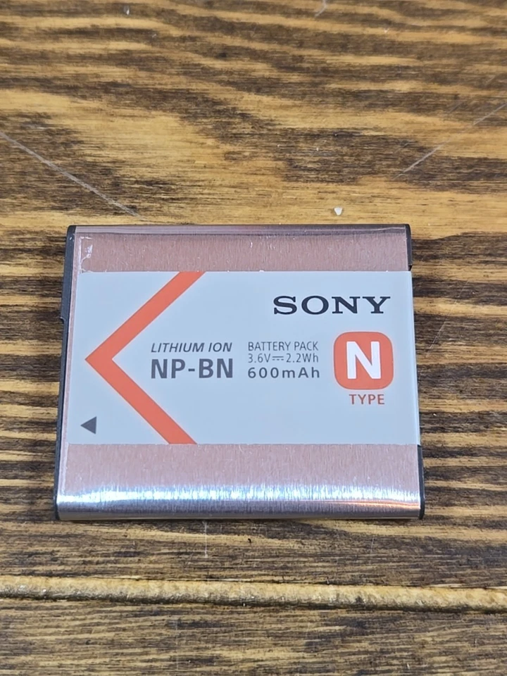Batería de iones de litio genuina Sony NP-BN recargable 600 mAh Foto 2 de 4