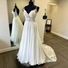 Beach Chiffon Lace Applique Wedding Dress Backless Spaghetti Straps Bridal Gowns