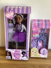 Sindy Doll Fashion Store Playset and additional Outfit  Rainbow Star Clothes New