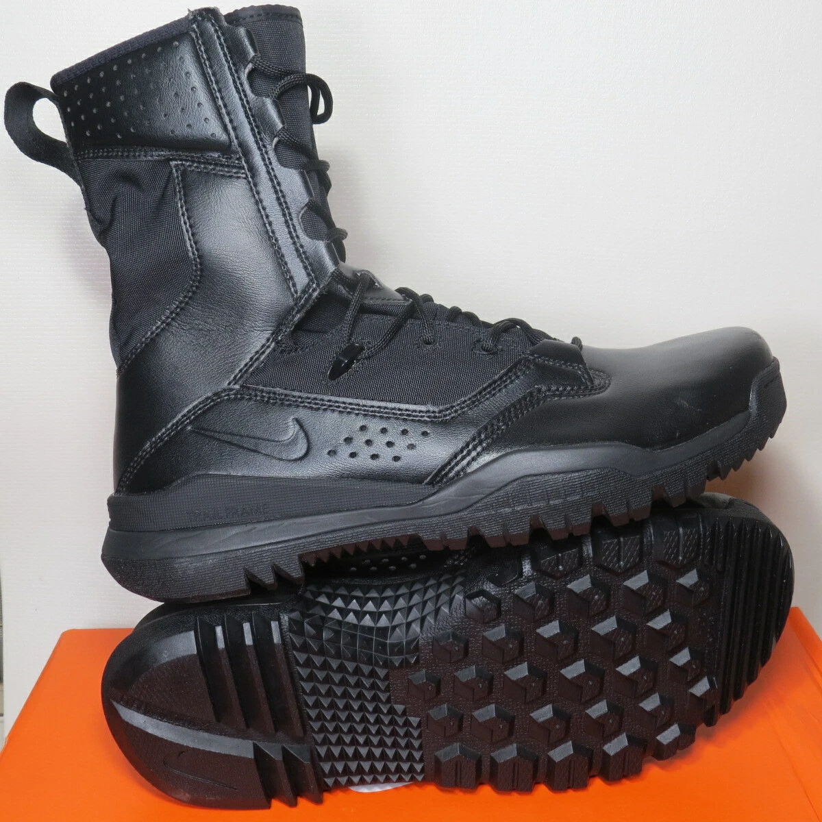 Nike boots on sale all black