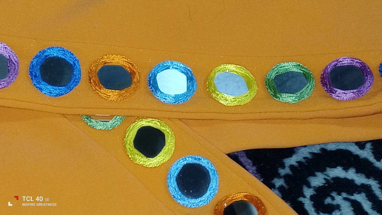 Moschino couture taglia 10 splendido pantalone svasato arancione con veri specchi