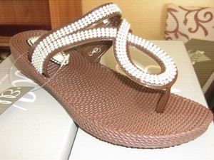 ella diamante flip flops