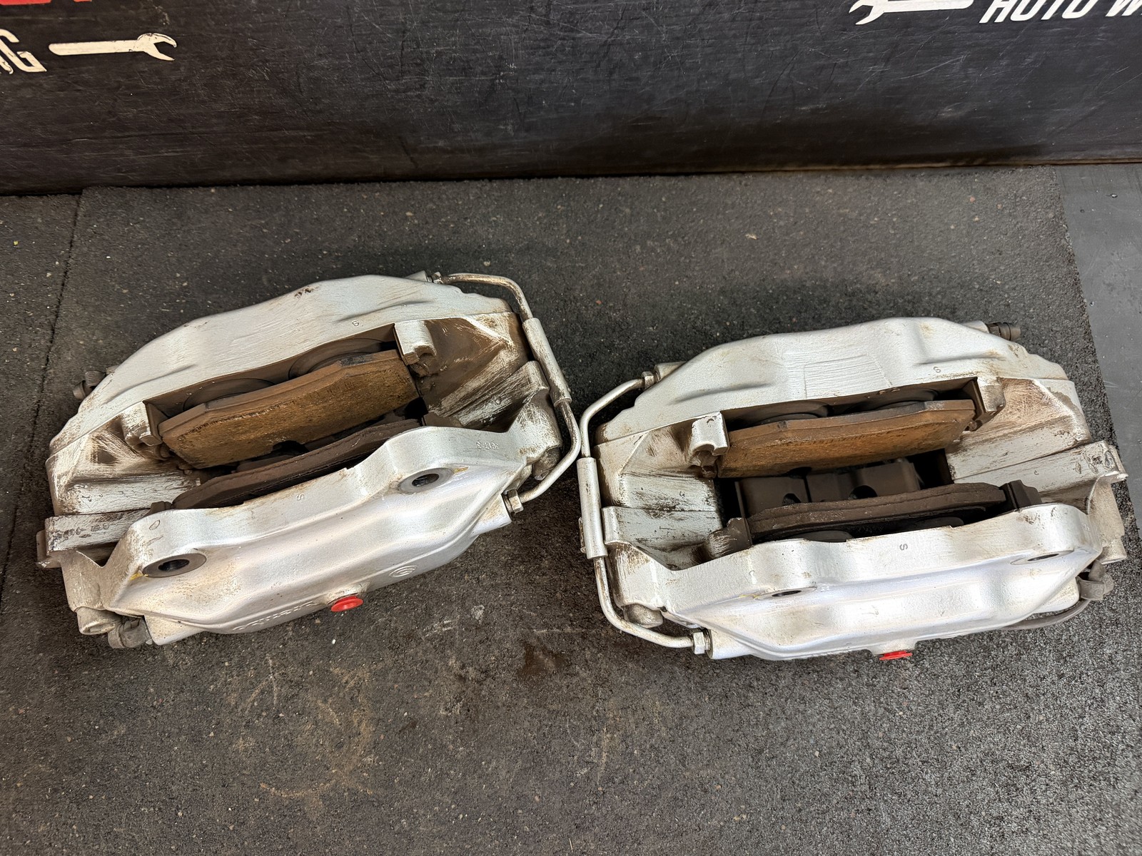 02-06 MASERATI SPYDER FRONT & REAR LEFT & RIGHT BREMBO BRAKE CALIPERS SILVER