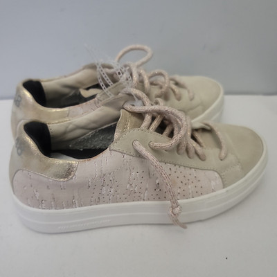 P448 Thea Aria Women's Beige Gold Metallic Logo Lace-Up Low Top Sneakers