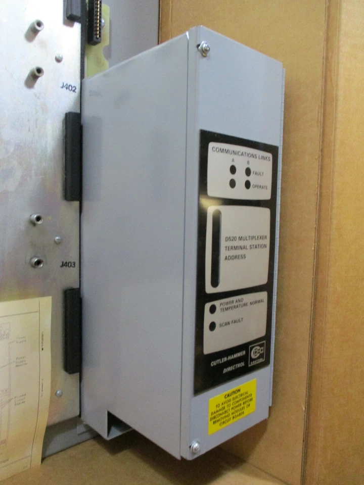 NEW Cutler Hammer D520FT16 Directrol Terminal Station Frame Rack 16-Slot NIB - Image 4 of 4