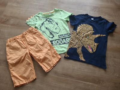 Set dopodopo boys: Shorts, Bermuda und 2 Dino-Shirts , Gr. 122, tolle Farben
