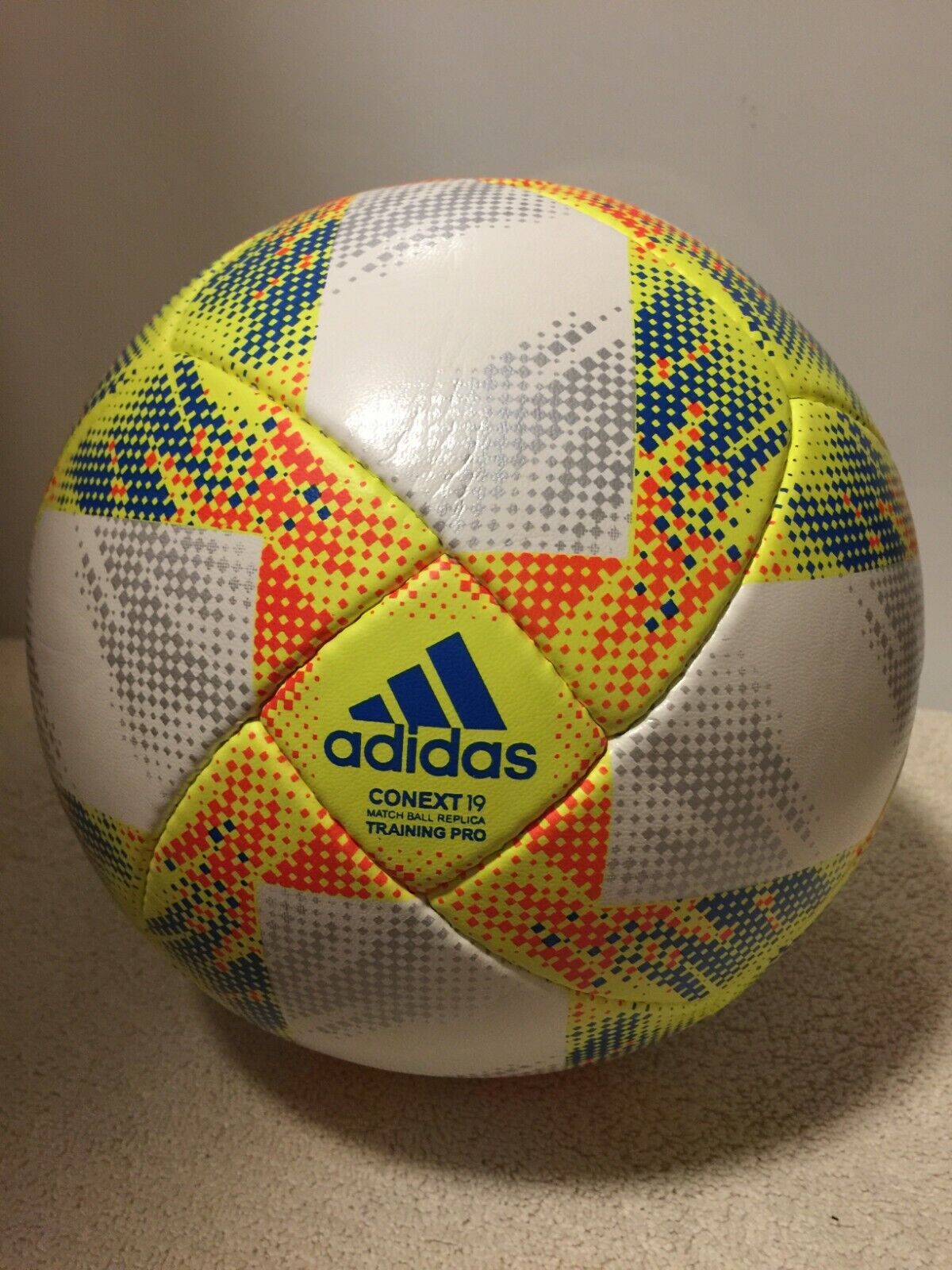 🔥RARE🔥NEW 🔥ADIDAS CONEXT 19 TRAINING PRO 2018-DN8635- Soccer ball Size 5 |