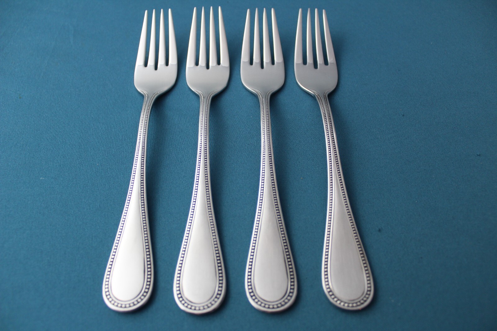 Towle Beaded Antique Satin 18/8 Stainless Germany 7 1/8"