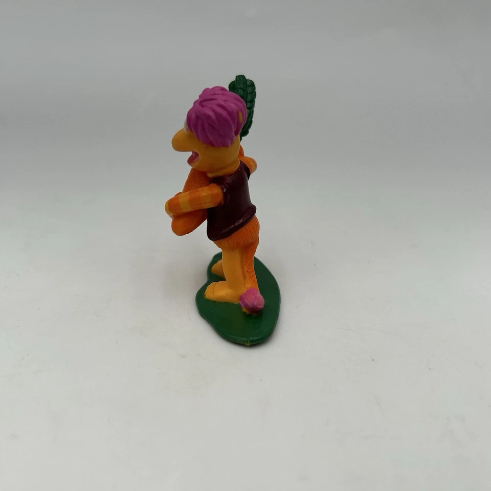 Figura de PVC Fraggle Rock Gobo 1988 2,5" sosteniendo zanahoria vintage Jim Henson Foto 2 de 4