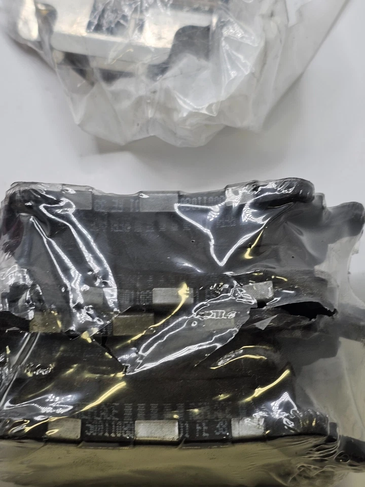 Pastilla de freno cerámica silenciosa Posi Centric Parts 105.11080 para Volkswagen Tiguan 2017 Foto 3 de 4