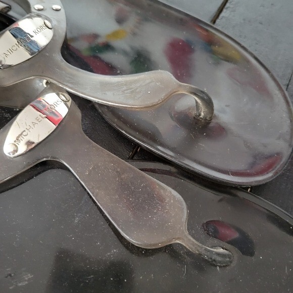 Michael Kors Women's 8 Grey Black Jelly Sandals T-Strap Thongs Spring Summer thumbnail 6