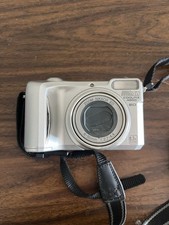 Nikon Coolpix 4100 4.0MP Digital Camera  SD Card  Camera Case Tested READ