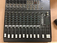 Mackie 1402-VLZ Pro 14-Channel Mic/Line Mixer