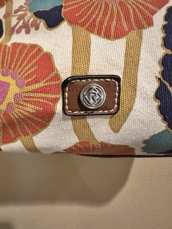 Relic Wood Handle Purse Floral Canvas Purse, Handbag. Pre owned. - Image 2 of 4