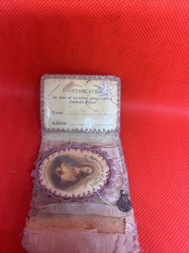 Vtg Apostleship of Prayer Sacred Badge W Medal In Identification Holder Catholic - 第 3/8 張圖片