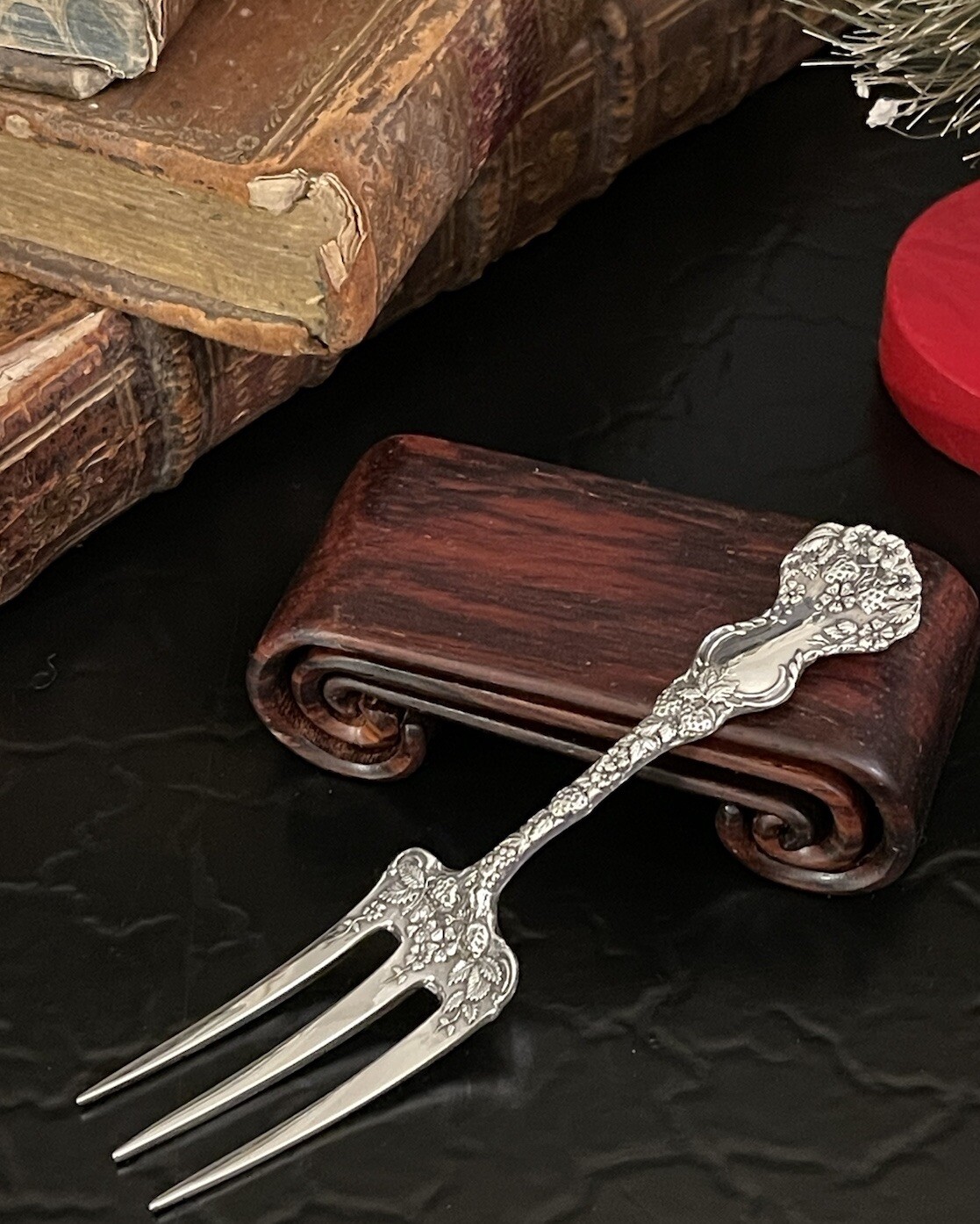🎄🎄🎄 RARE Antique Durgin Sterling Silver Strawberry Fork American c1853 3.6”