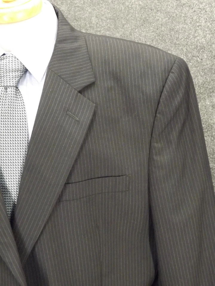 Jos. A. Bank Suit 48L Black Chalk Stripe Wool 44x30.5 Pleated Pants 2 Buttn - Image 3 of 4