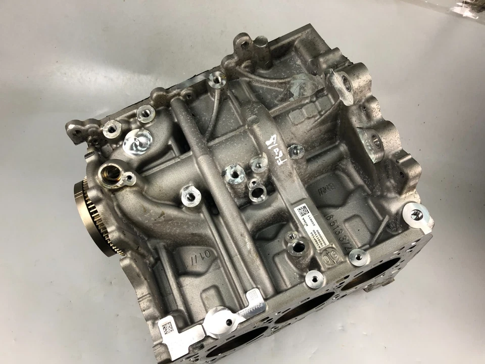 2022 Mini Countryman F60 Hybrid Crankshaft Engine Motor Block 8513372 8602965 - Image 4 of 4