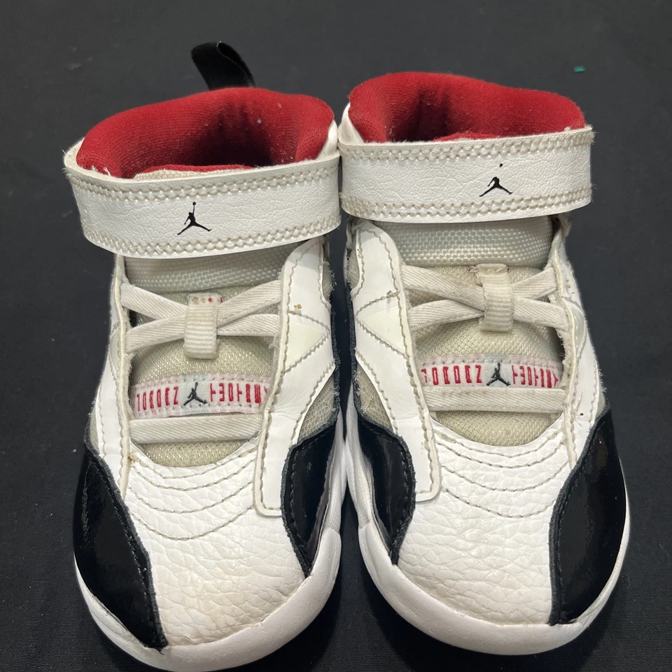 NIKE AIR JORDAN HOPMAN ДВА TREY DQ8433-106 ТУФЛИ МАЛЫШ РАЗМЕР 9C БЕЛЫЙ ТЕМНО-КРАСНЫЙ - Изображение 2 из 4