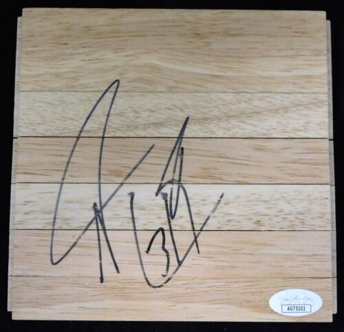 Shawn Marion Phoenix Suns Signed 6x6 Floorboard JSA Authenticated - Picture 1 of 2