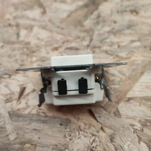 Jung TIP 90 Tipp Kontroll TASTER Wechselschalter 806KoU Unterputz 10/250 ALT - Bild 3 von 4